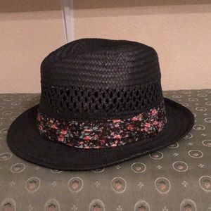Lightweight Black Fedora style has with floral